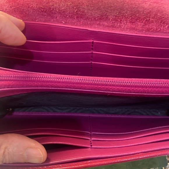 Gucci Wallet With Box and a chain - Picture 8 of 13